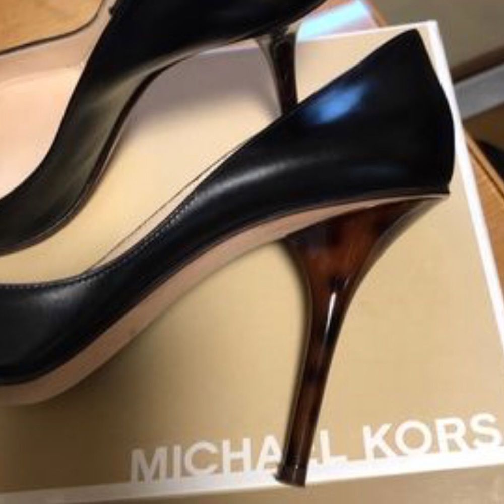 Michael Kors Tortoise shell Black Heels